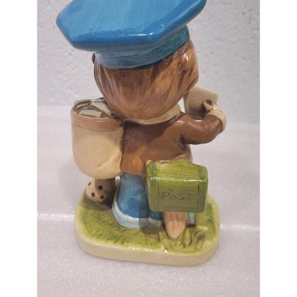 Vintage Price Import Ceramic Mailman Figurine 6-1/4" Mailbox Dog - Picture 4 of 8